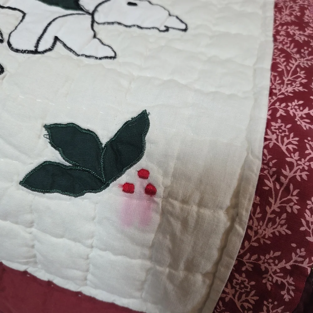 Christmas Handmade Quilt Throw 66”x 88” Red Green Patchwork